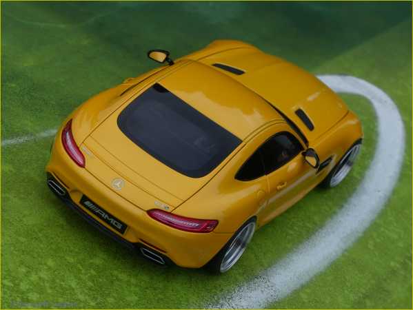 1:18 MERCEDES-BENZ AMG GTS "SOLARBEAN GELB" 2014 IAA